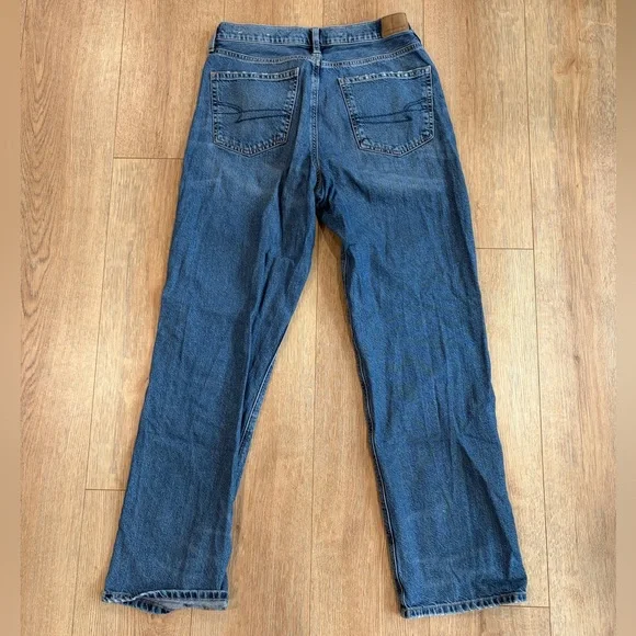 American Eagle Low Rise Baggy Straight Jeans Women’s Size 8 Demin 30.5” Inseam - Picture 2 of 5